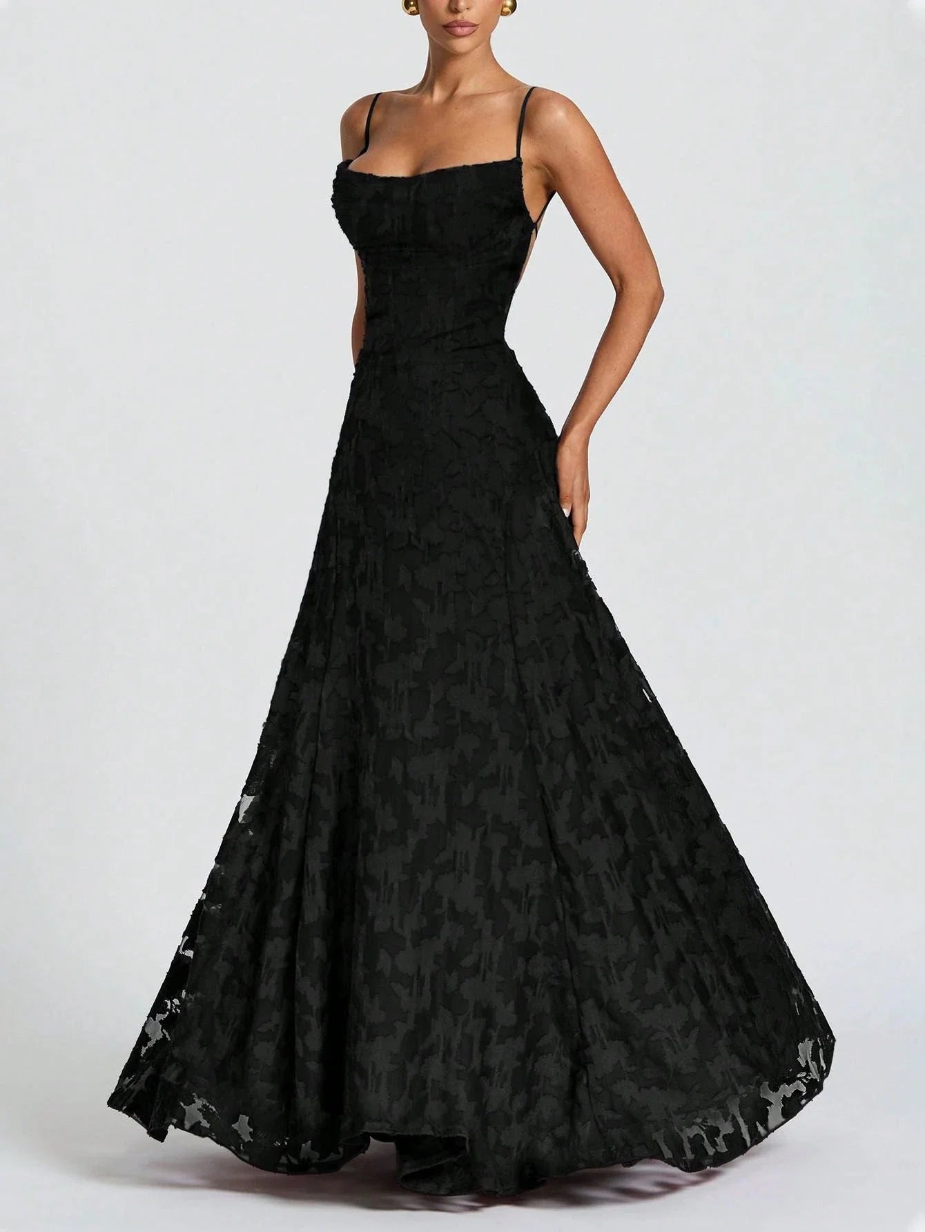SOFIA | Graceful Lace Maxi Gown