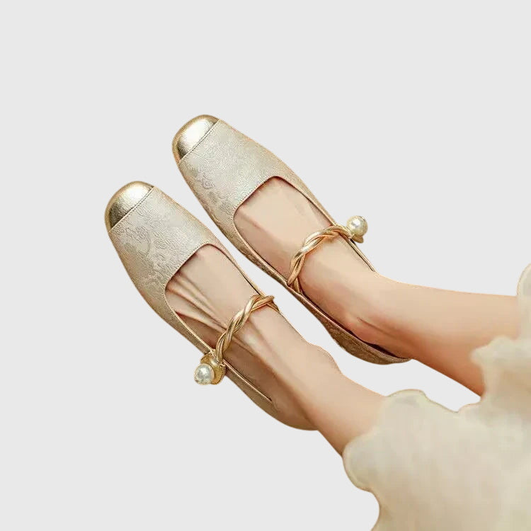 AMELIA | Textured Block Heel Ballet Shoes