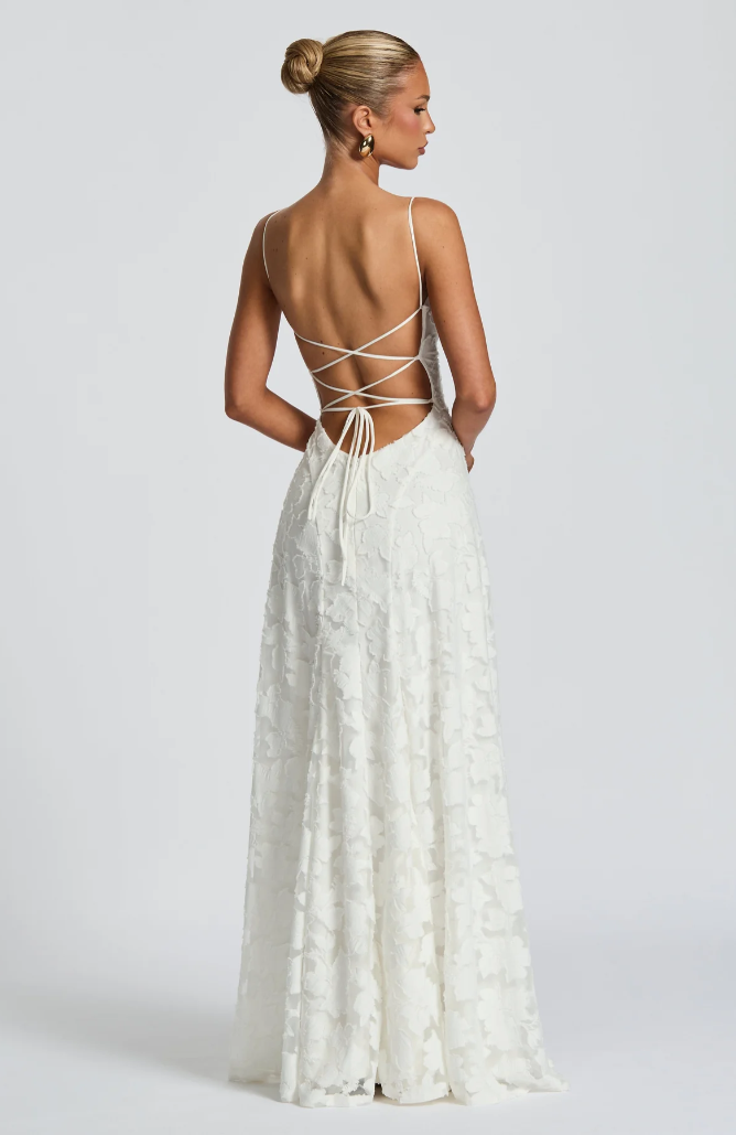 SOFIA | Graceful Lace Maxi Gown
