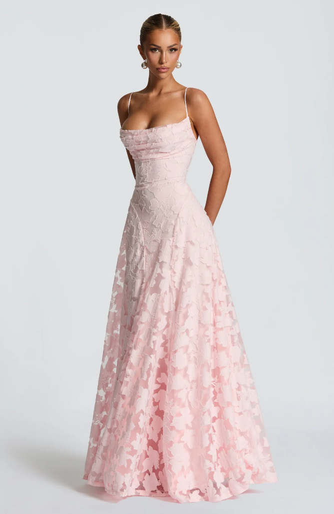 SOFIA | Graceful Lace Maxi Gown