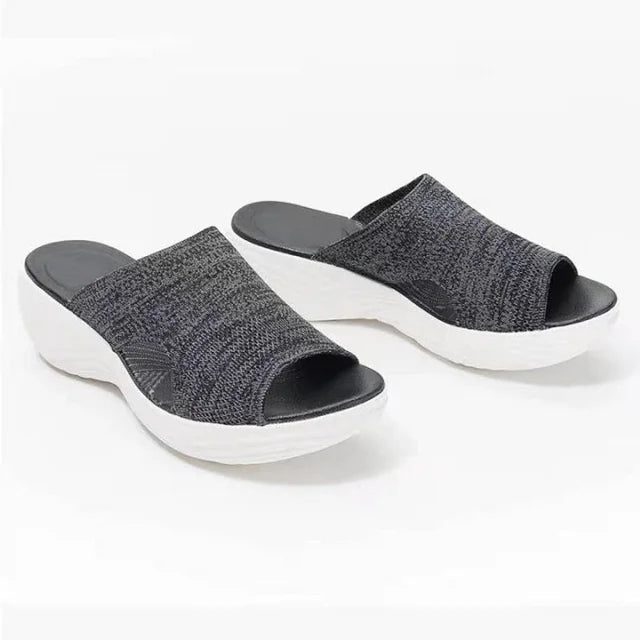 BIZZY - ORTHOPAEDIC SANDALS
