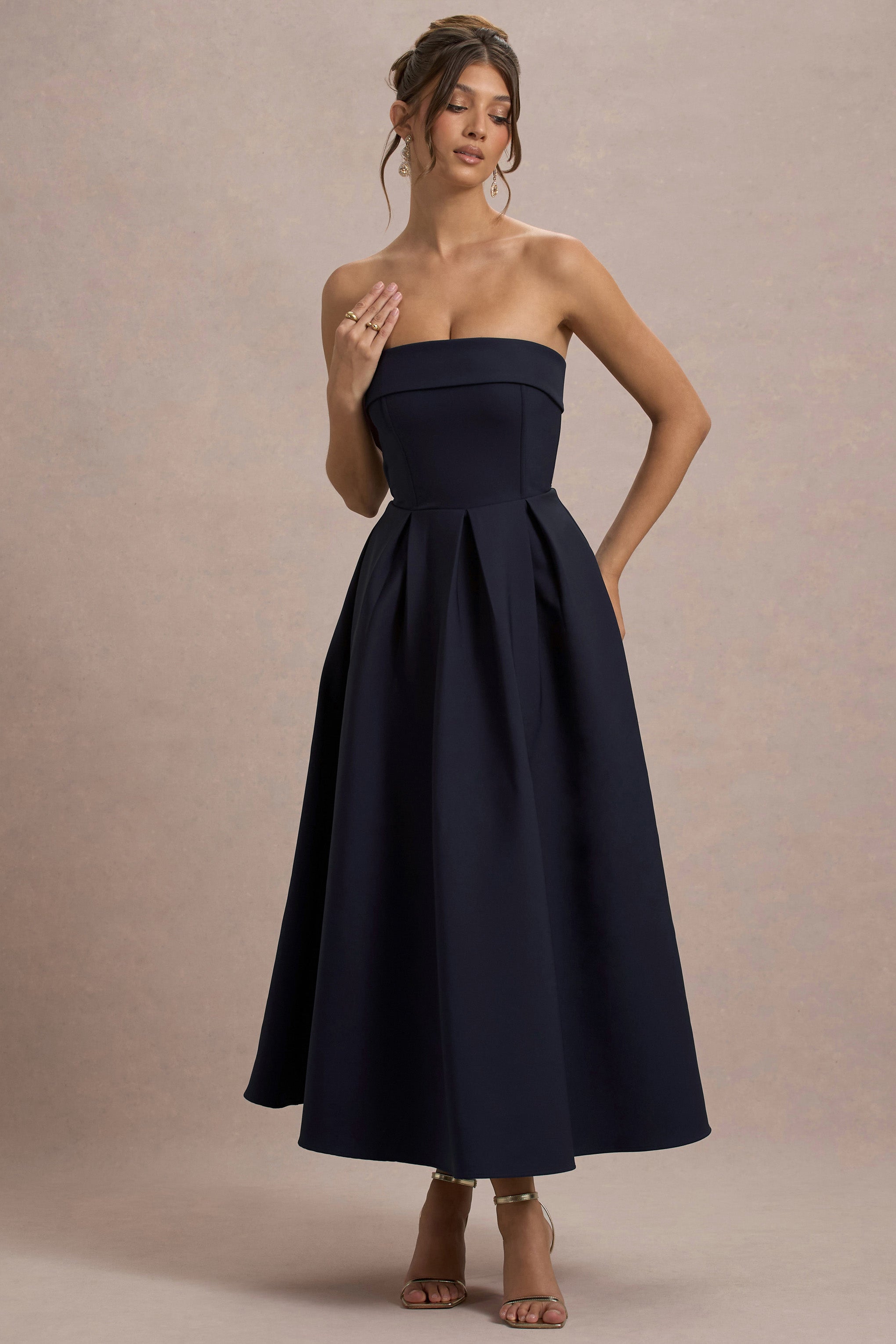 ANNE | Chic Off-Shoulder Midi Dress