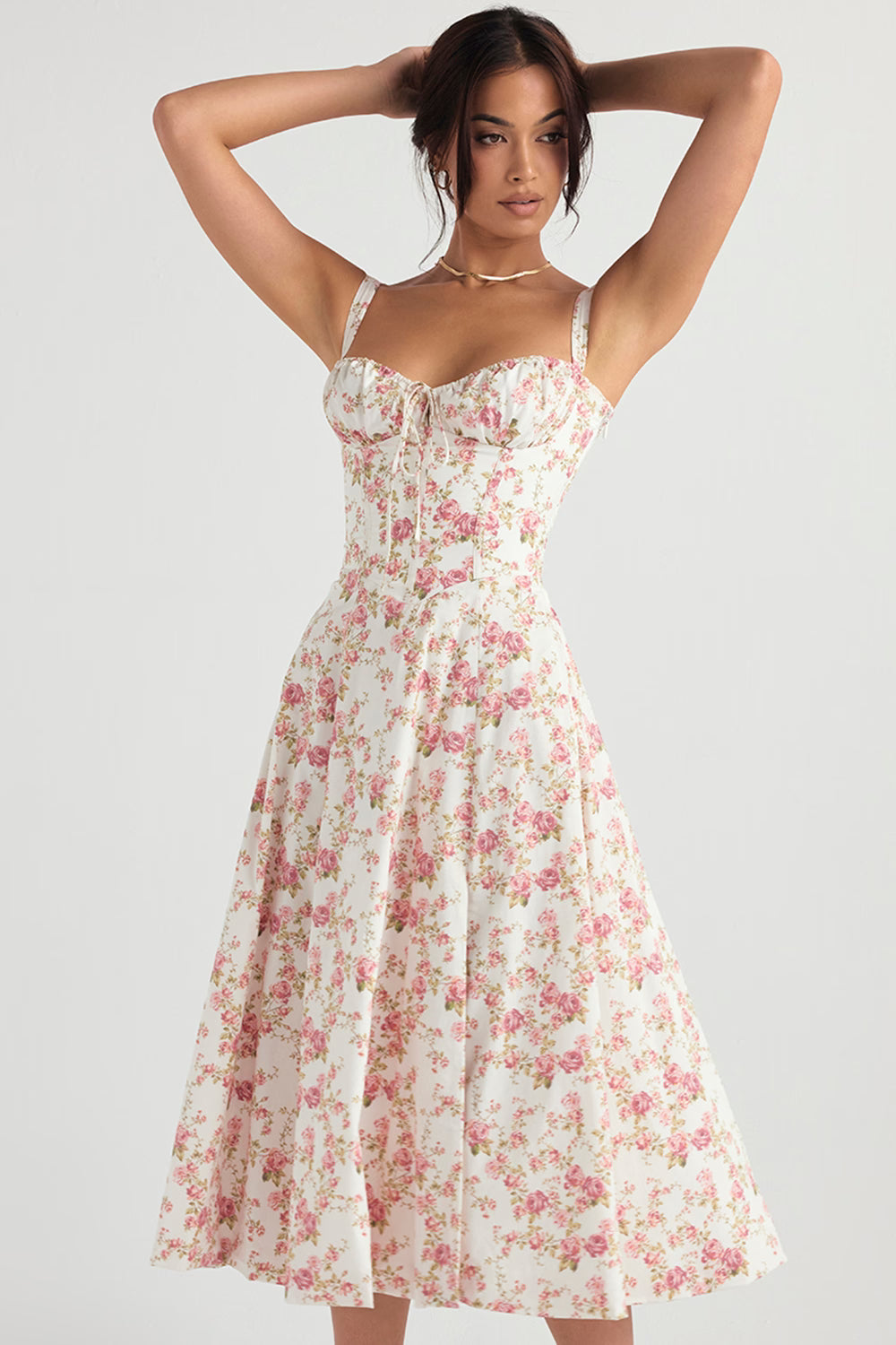 LUCIE | Summer Style