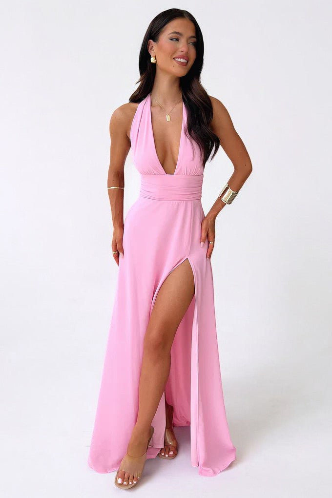 LILLI | Chic Halter Neck Maxi Dress Featuring a High Slit