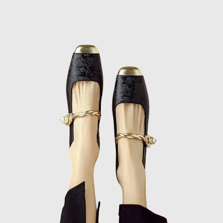 AMELIA | Textured Block Heel Ballet Shoes