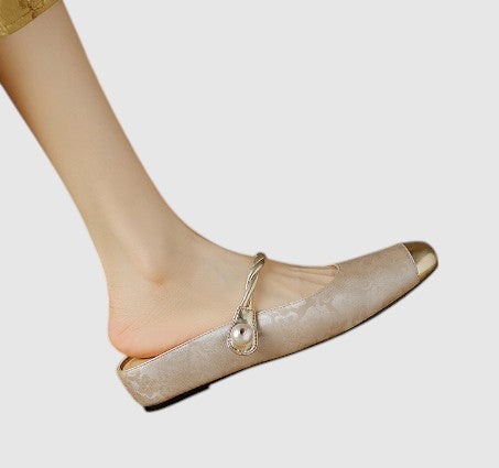 AMELIA | Textured Block Heel Ballet Shoes