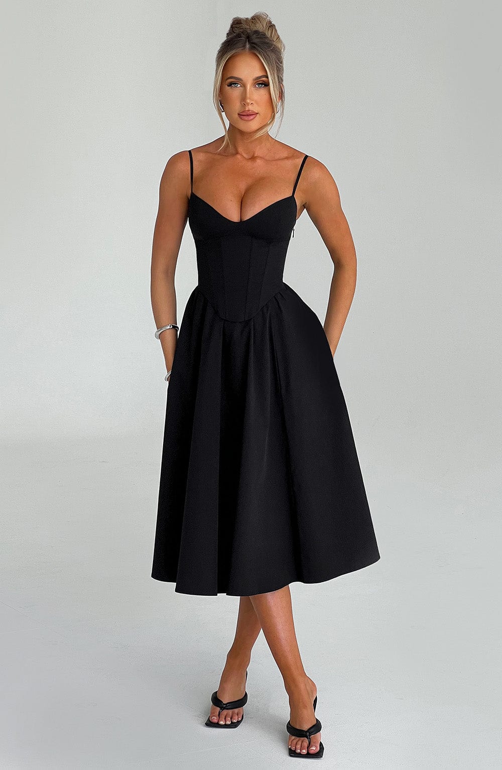 MAILEEN | Chic Corset-Style Midi Dress