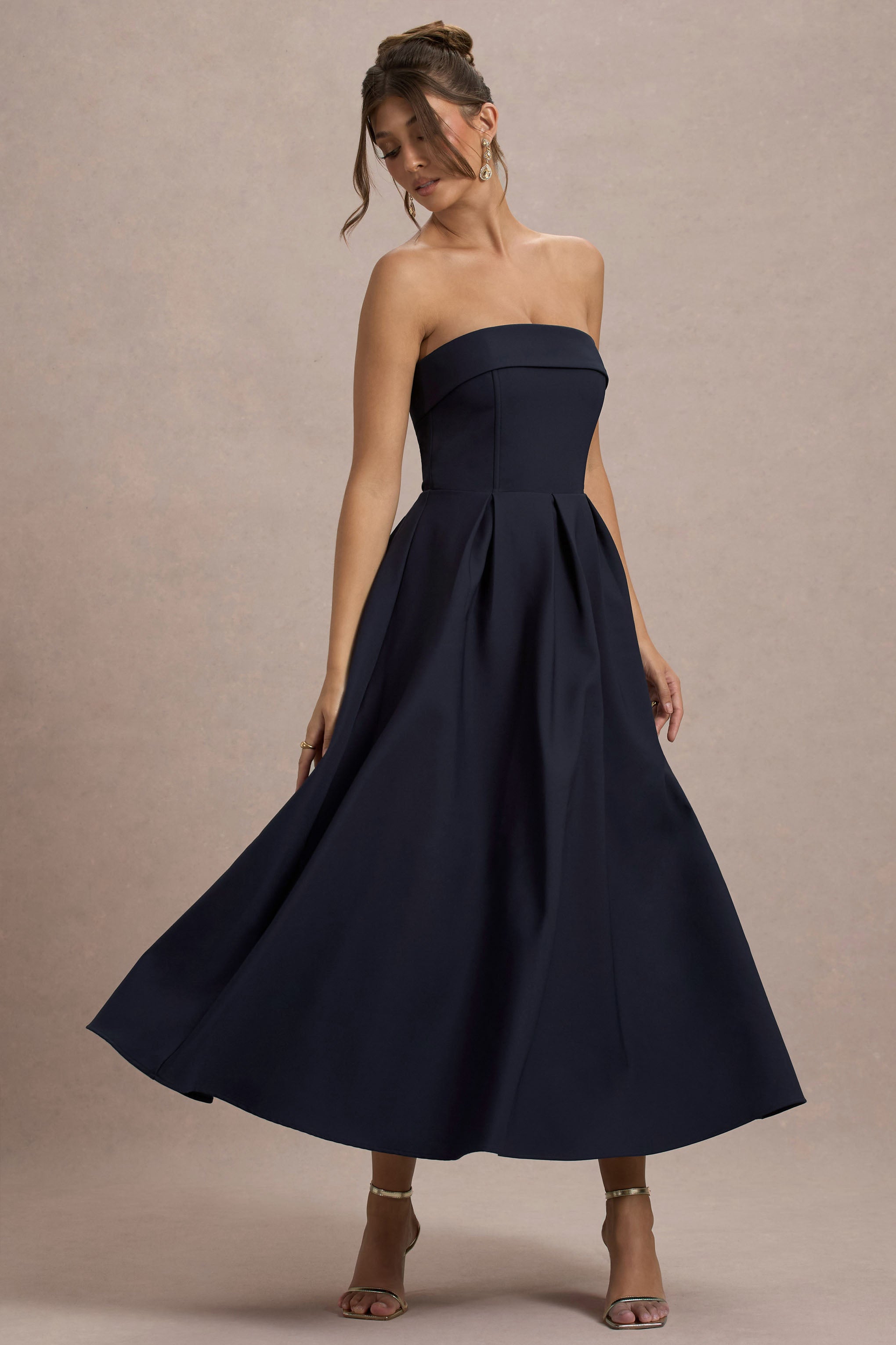 ANNE | Chic Off-Shoulder Midi Dress